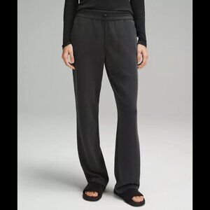 Lululemon women softstreme lounge sweatpants